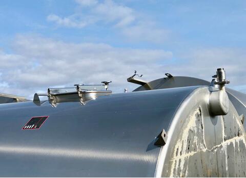 Stainless steel tank - Cement base 120 HL (12 000 litres) DABRIGEON