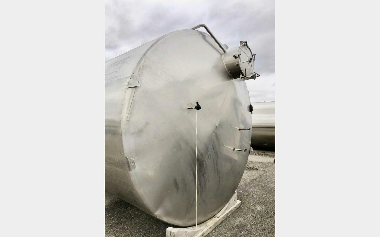 Cuve inox 304L - Drapeau int&eacute;rieur 250 HL (25 000 litres) STAI