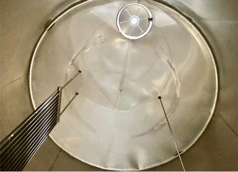 Cuve inox 304L - Drapeau int&eacute;rieur 250 HL (25 000 litres) STAI