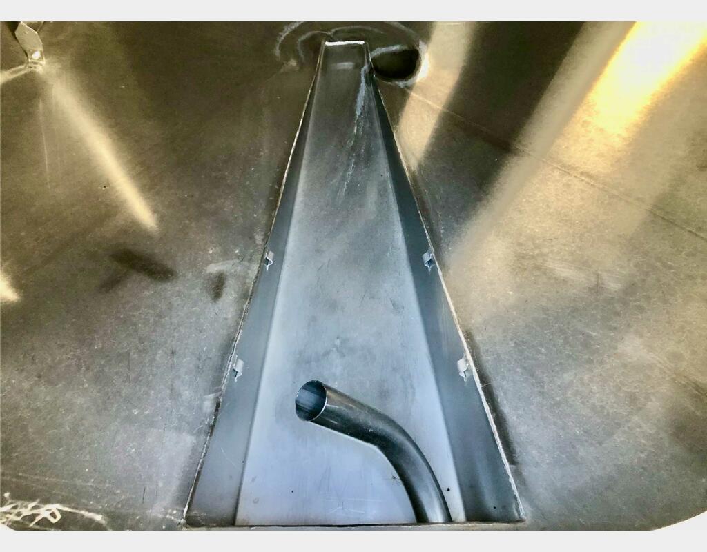 304L stainless steel tank - On feet  - Interior flag