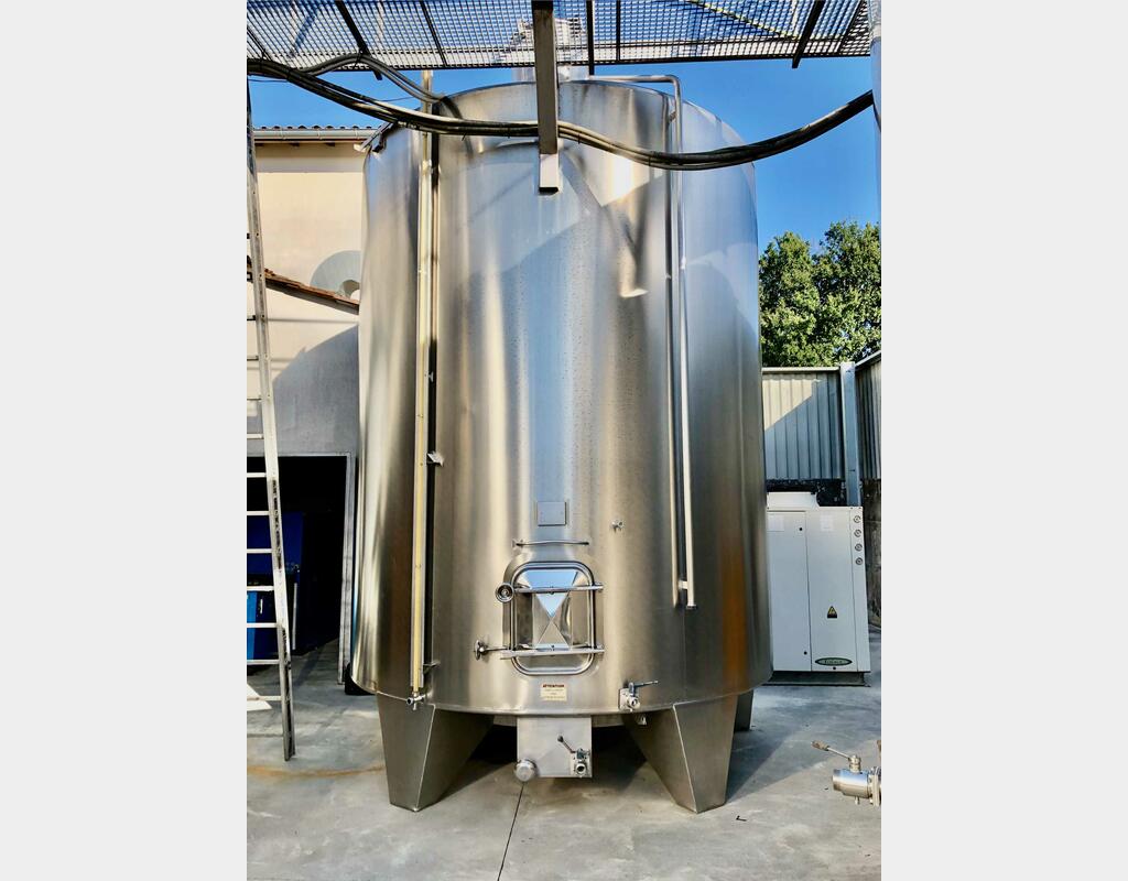 304L stainless steel tank - On feet  - Interior flag