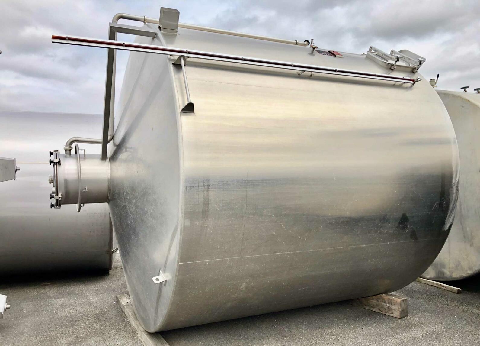 Stainless steel tank - Storage