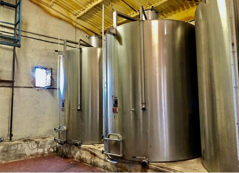Cuve inox 304 fond plat 165 HL (16500 litres) CHALVIGNAC
