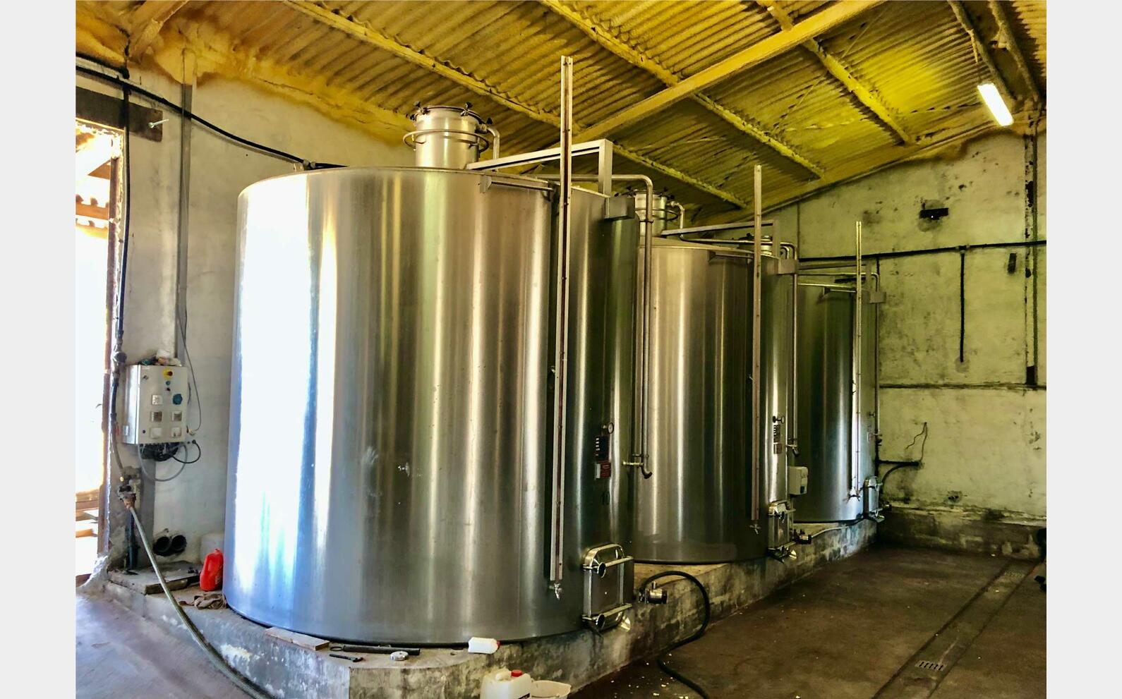 Stainless steel tank - Storage 250 HL (25 000 litres) CHALVIGNAC