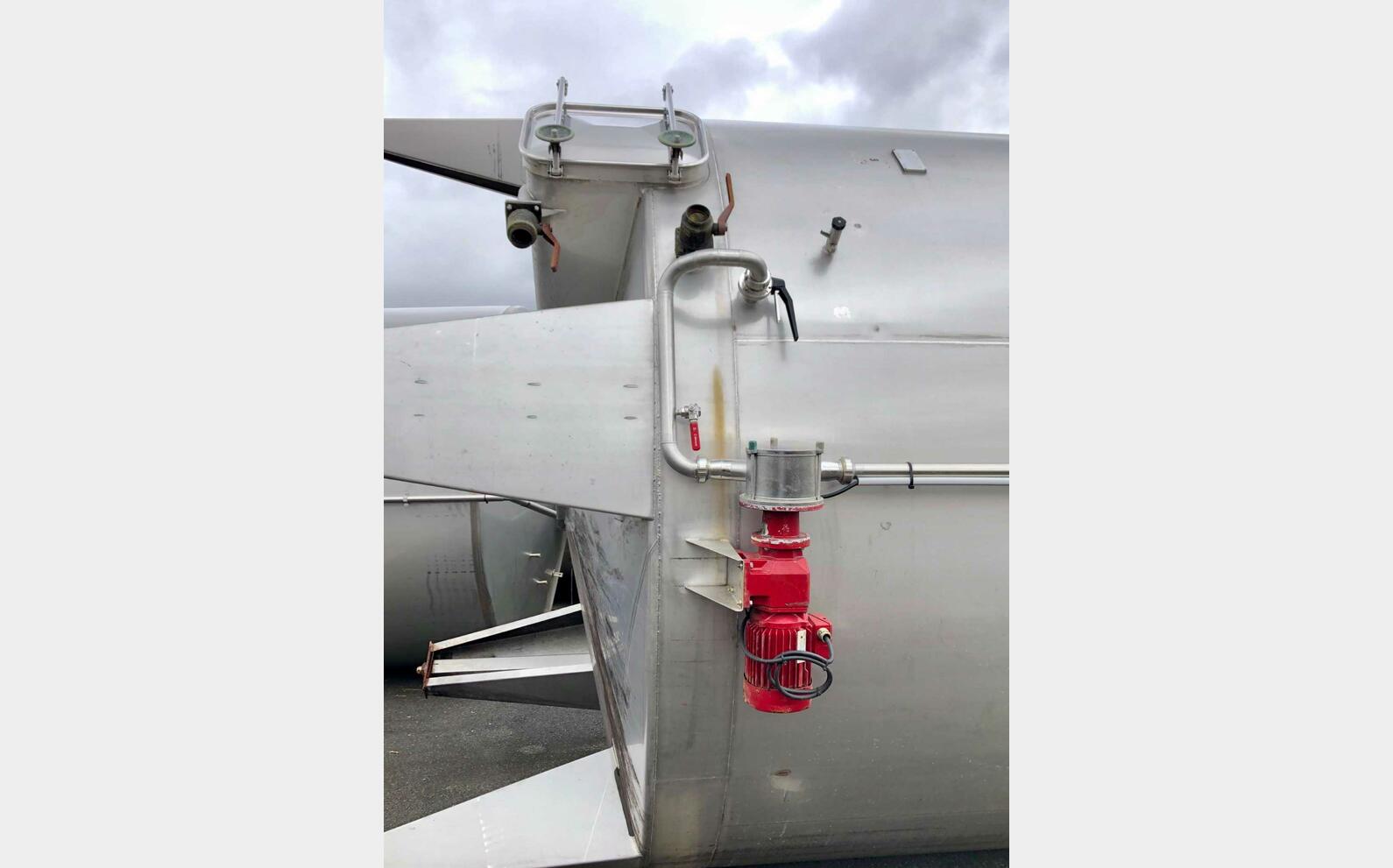 Stainless steel tank 304 300 HL (30 000 litres) CARTIER