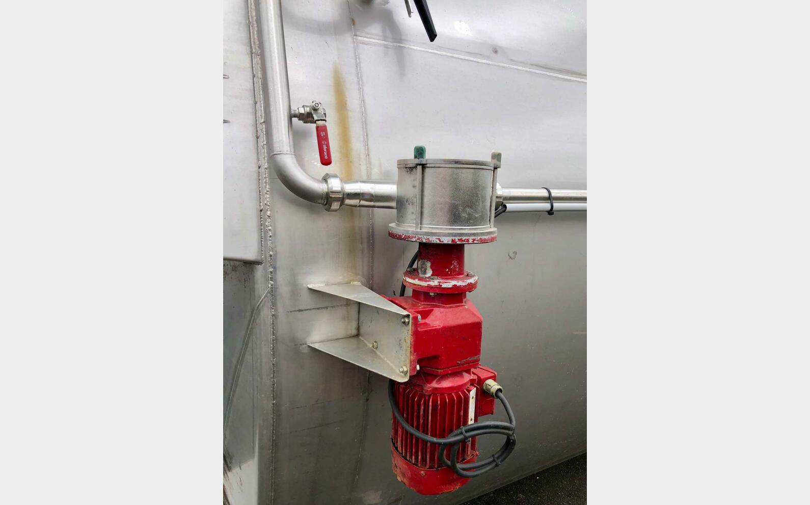 Cuve inox 304 - Vinification 300 HL (30 000 litres) CARTIER