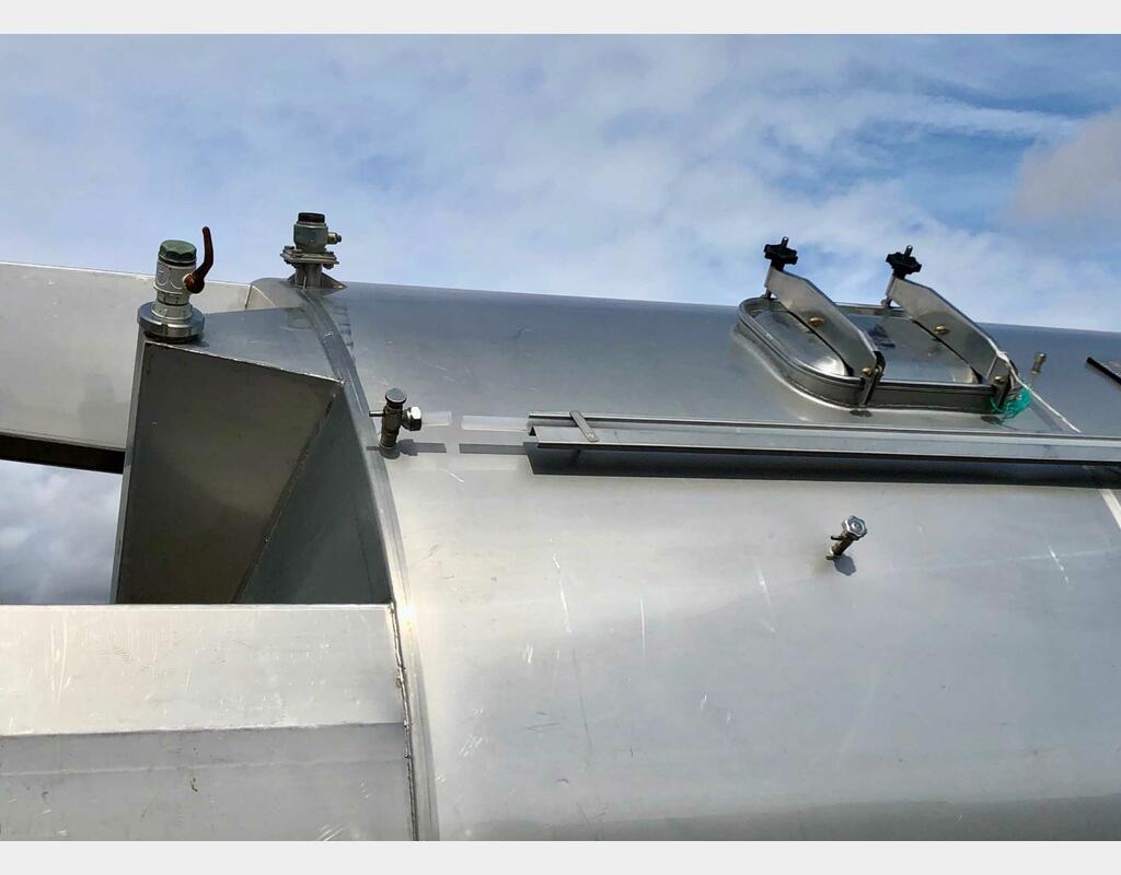 Cuve en acier inoxydable - Inox 304L - Fond plat sur pieds