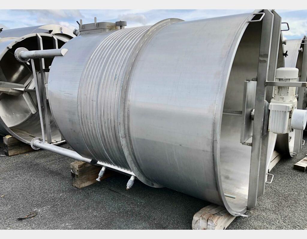 Stainless steel mixing tank - With shell circuit on feet