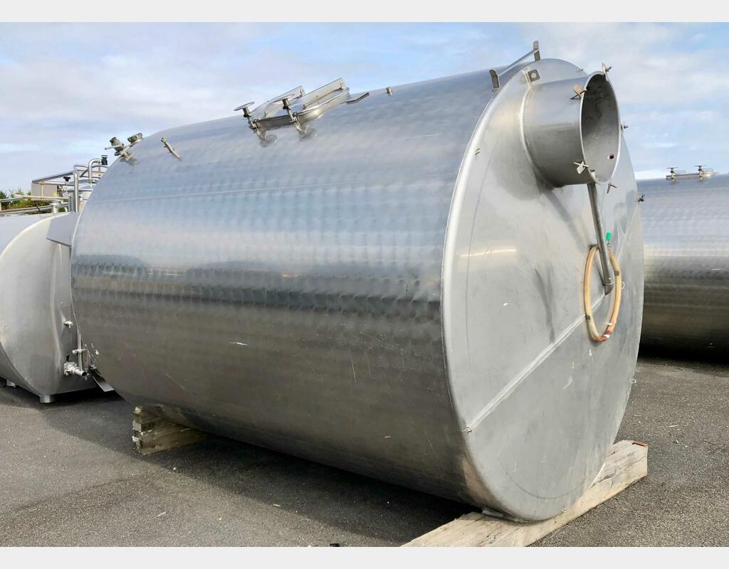 Stainless steel tank on legs - Storage