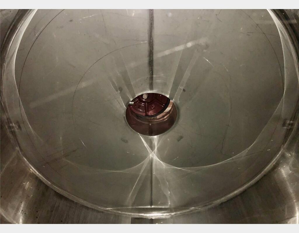 Cuve en acier inox à fond plat - Vinification