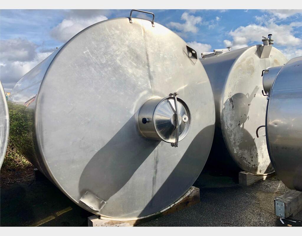 Stainless steel tank - Flat bottom 150 HL (15 000 liters)