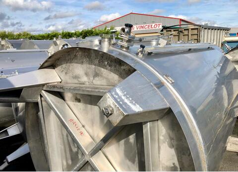 Stainless steel cylindrical tank - Vertical on legs