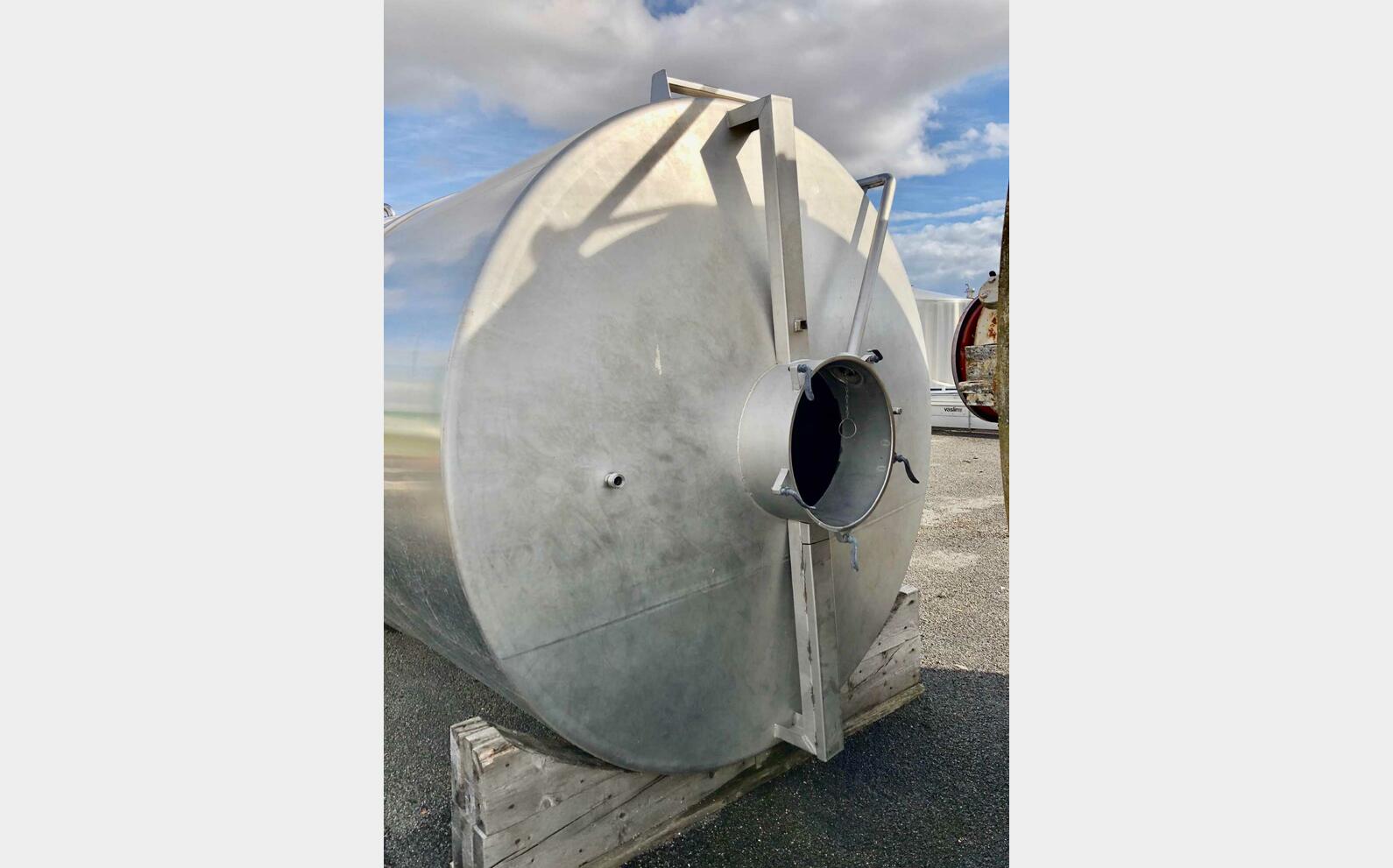 Stainless steel tank - Closed 110 HL (11 000 litres) CTM