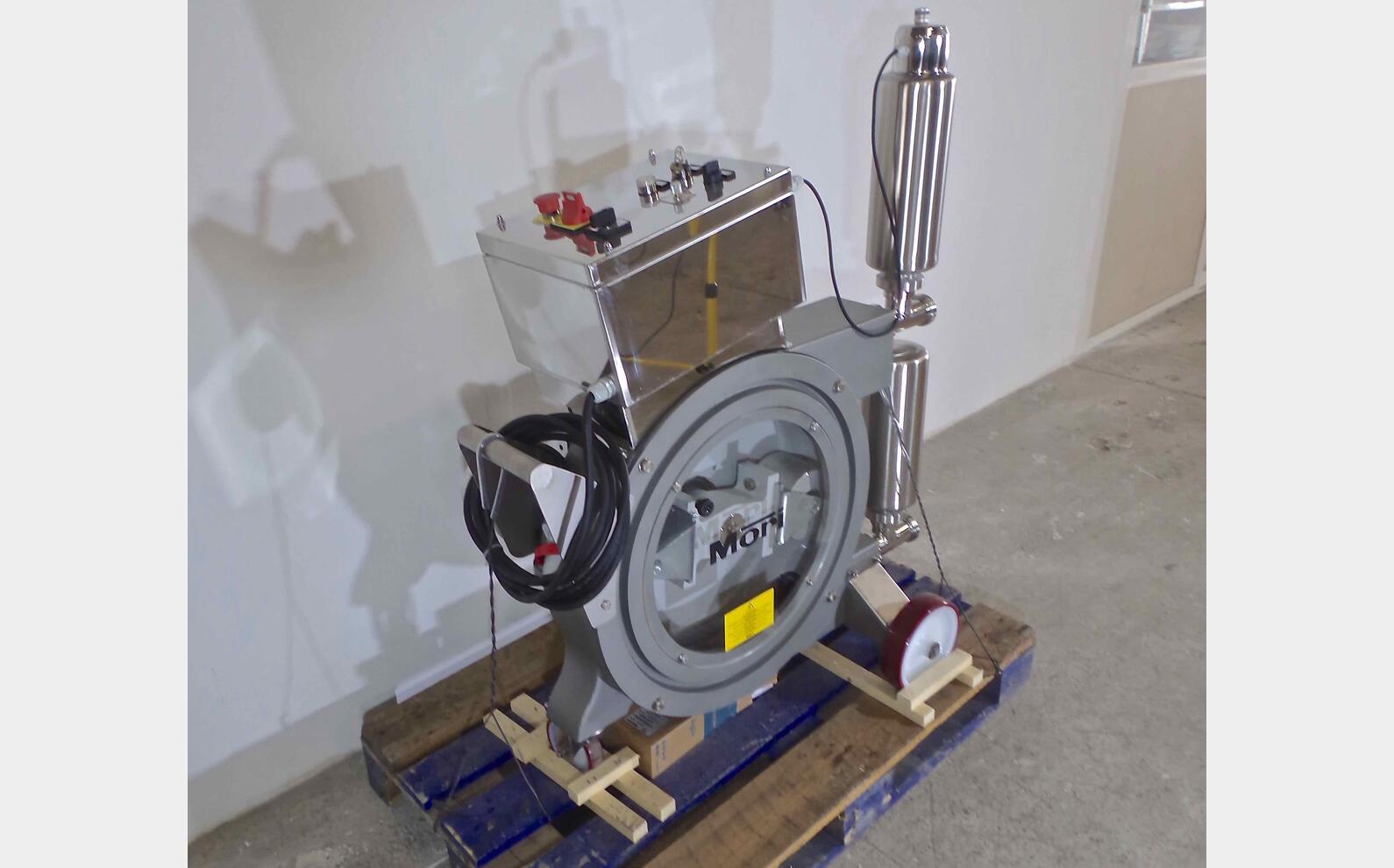 Pompe p&eacute;ristaltique MATERIEL NEUF Mod&egrave;le : AS 100