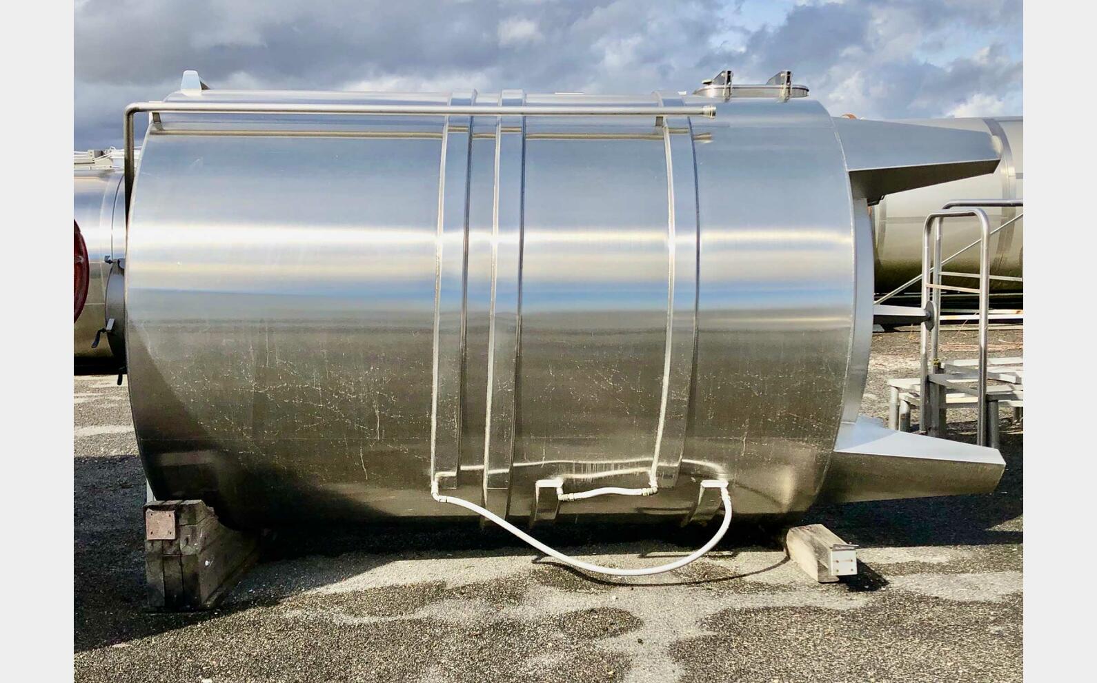 Cuve inox 304 thermor&eacute;gul&eacute;e 110 HL (11 000 litres) CTM
