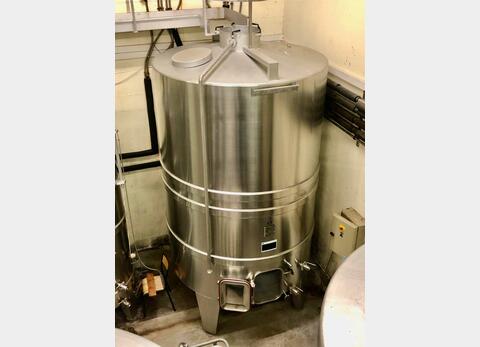 Closed stainless steel tank - Conical bottom on feet