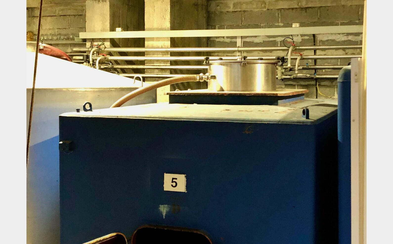 Coated steel tank 105 HL (10,500 litres)