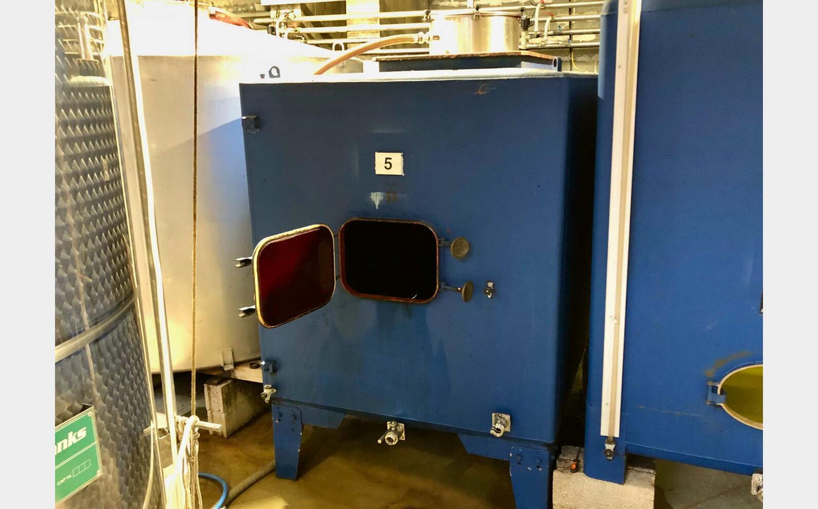 Cuve acier rev&ecirc;tu 105 HL (10 500 litres)