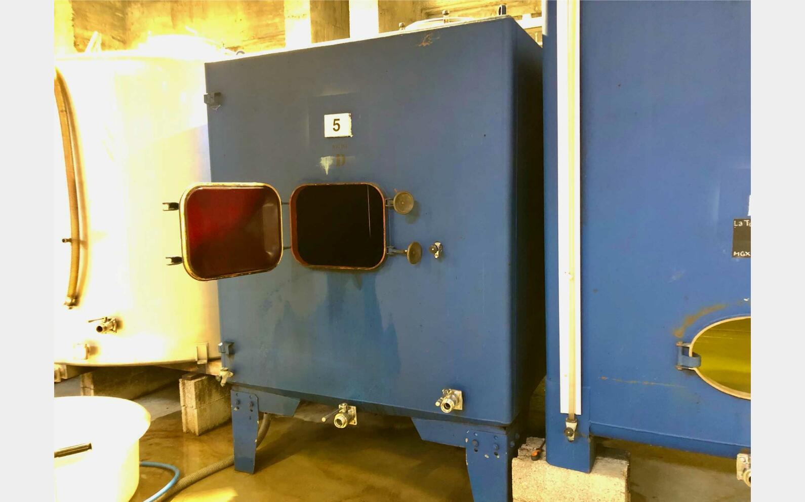 Coated steel tank 105 HL (10,500 litres)
