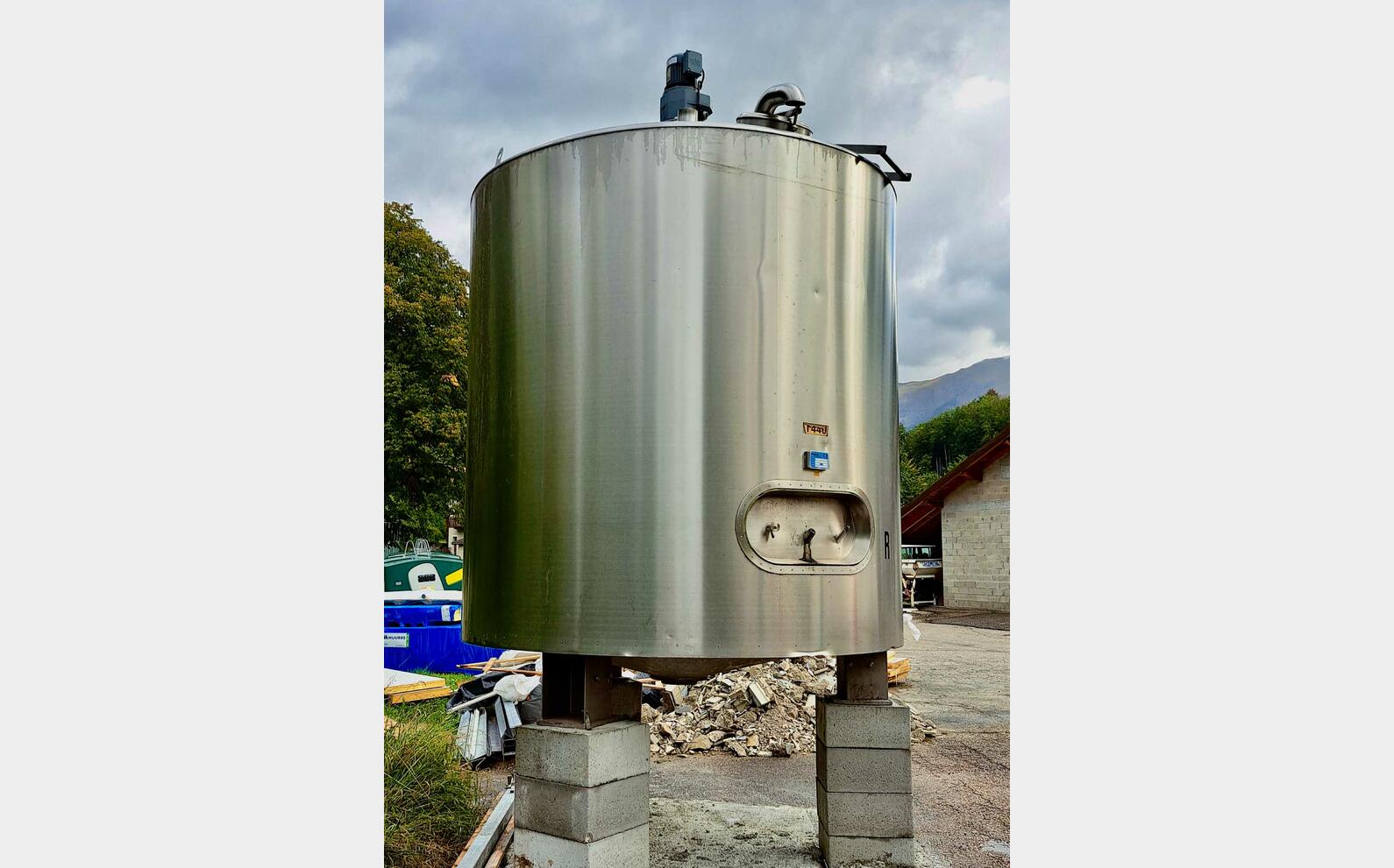 Cuve inox - Agit&eacute;e / Isol&eacute;e 100 HL (10 000 litres) PIERRE GUERIN