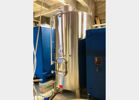 Cuve inox 304 fond plat sur pieds 50 HL (5 000 litres)