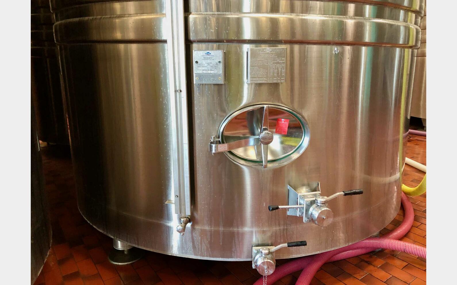 316L stainless steel tank 377.50 HL (37 750 litres) CSC