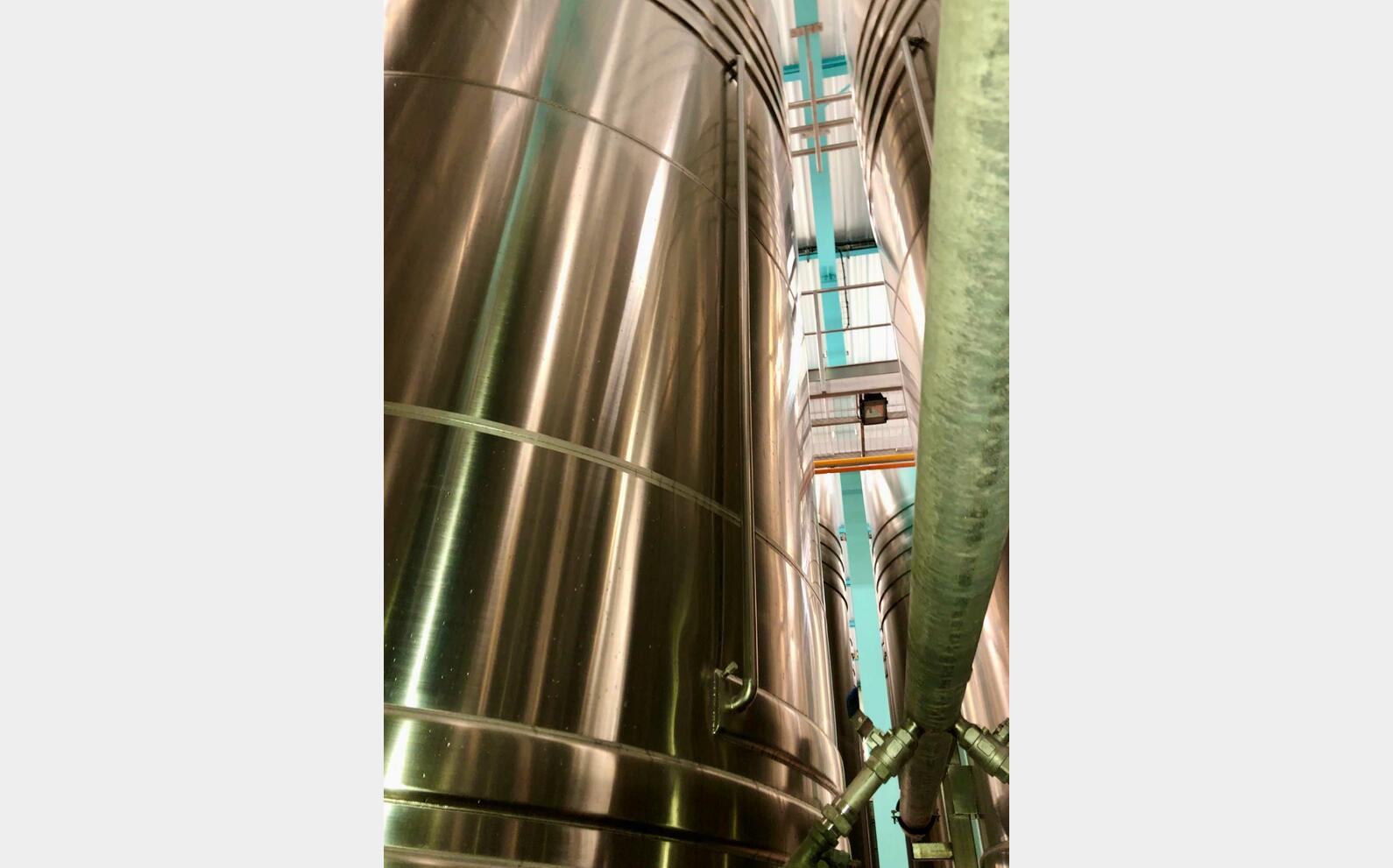 316L stainless steel tank 377.50 HL (37 750 litres) CSC