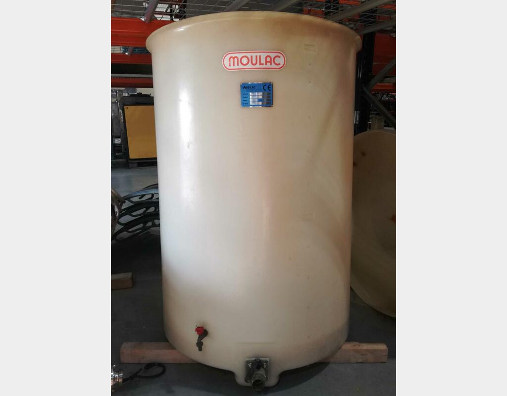 HDPE tank