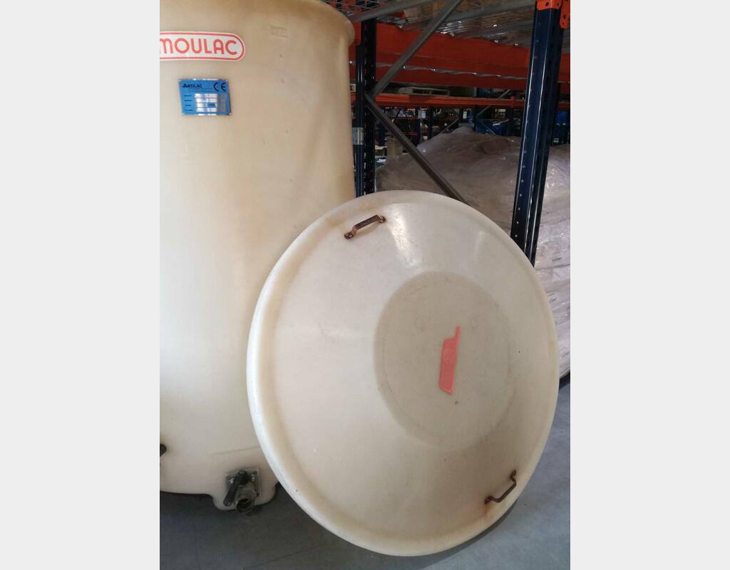 HDPE tank