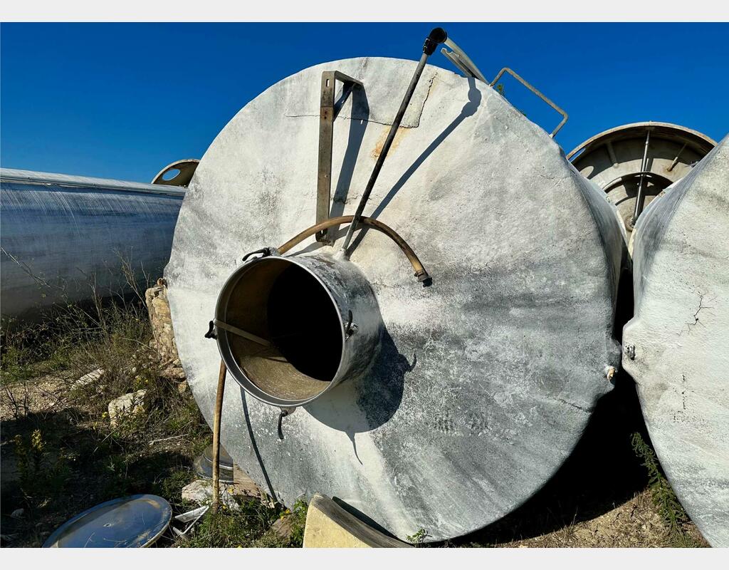 Fiberglass tank - Cylindrical - Vertical