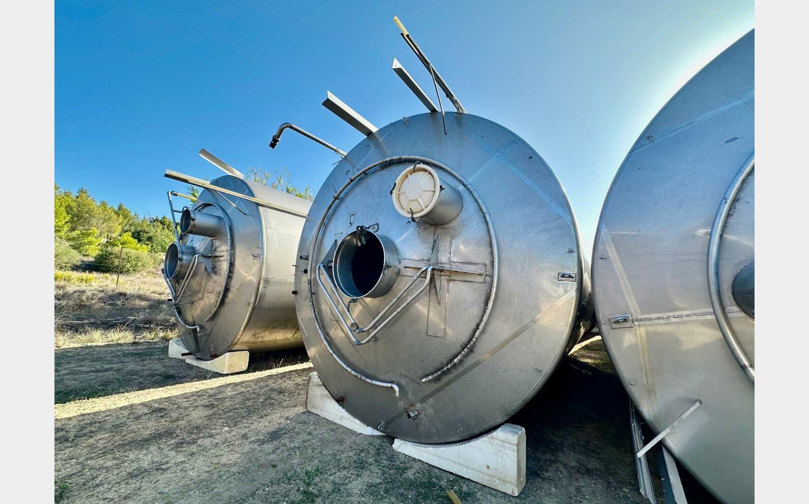 Ss tank - With flag 620 HL (62 000 liters) ETA