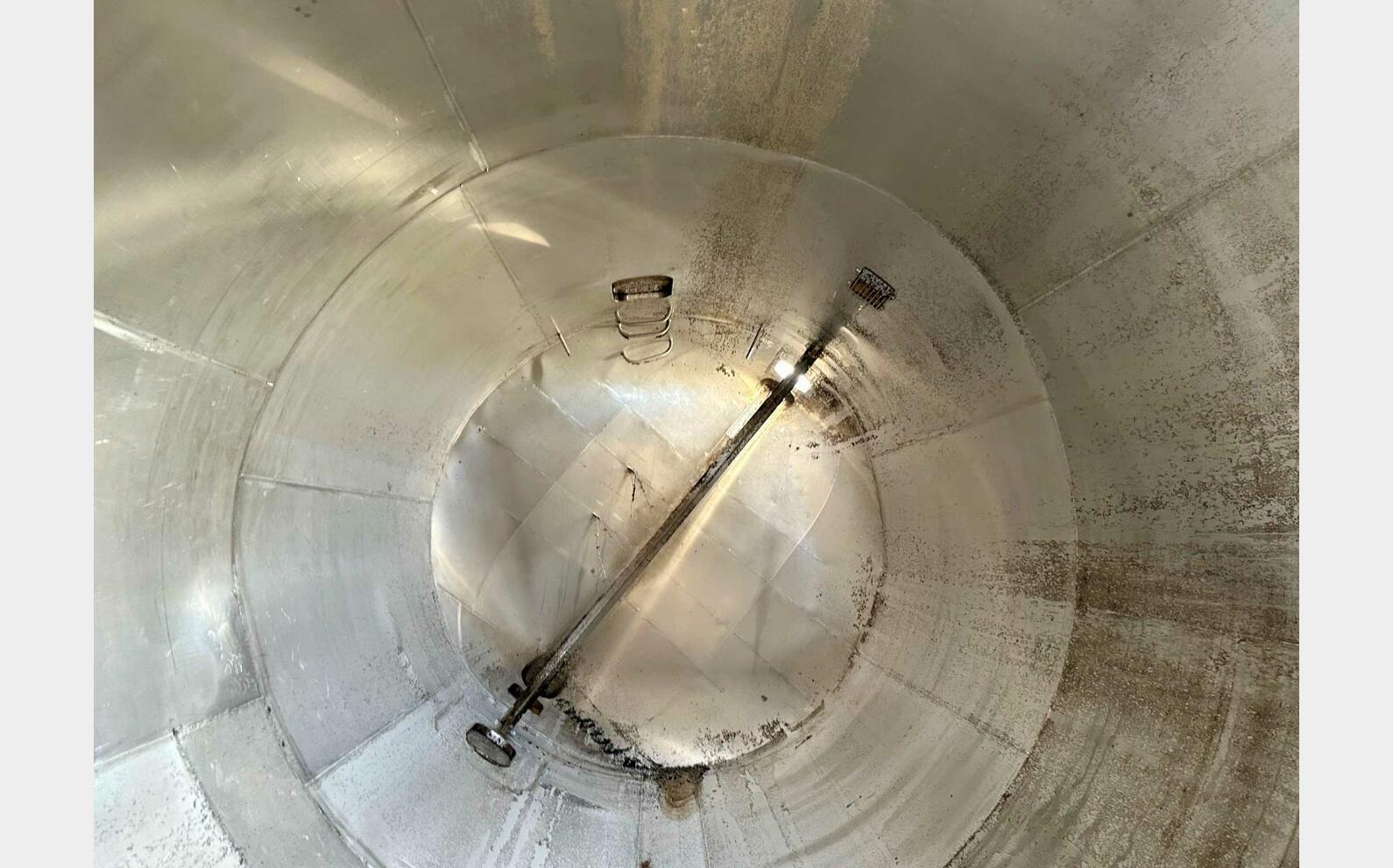 Cuve inox - Avec drapeau 620 HL (62 000 litres) ETA