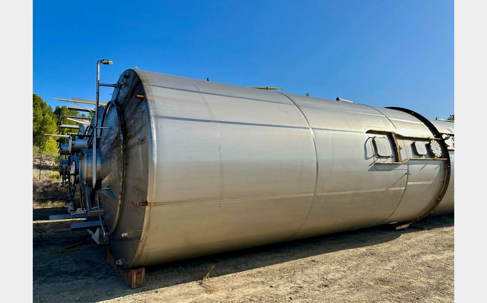 Ss tank - With flag 620 HL (62 000 liters) ETA