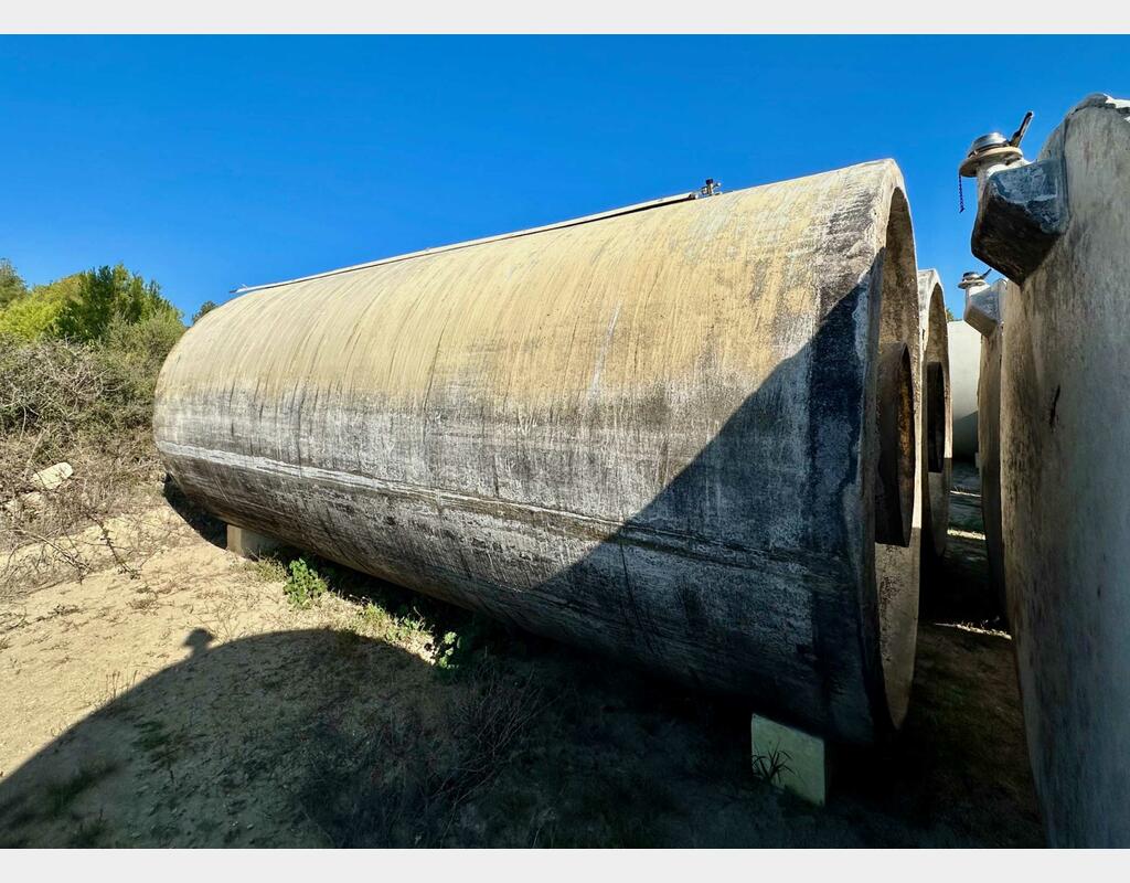 Fiberglass tank - Cylindrical - Vertical