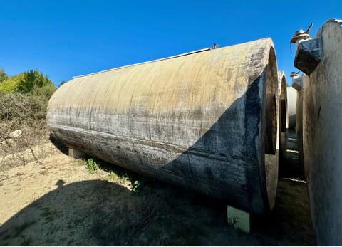 Fiberglass tank - Cylindrical - Vertical