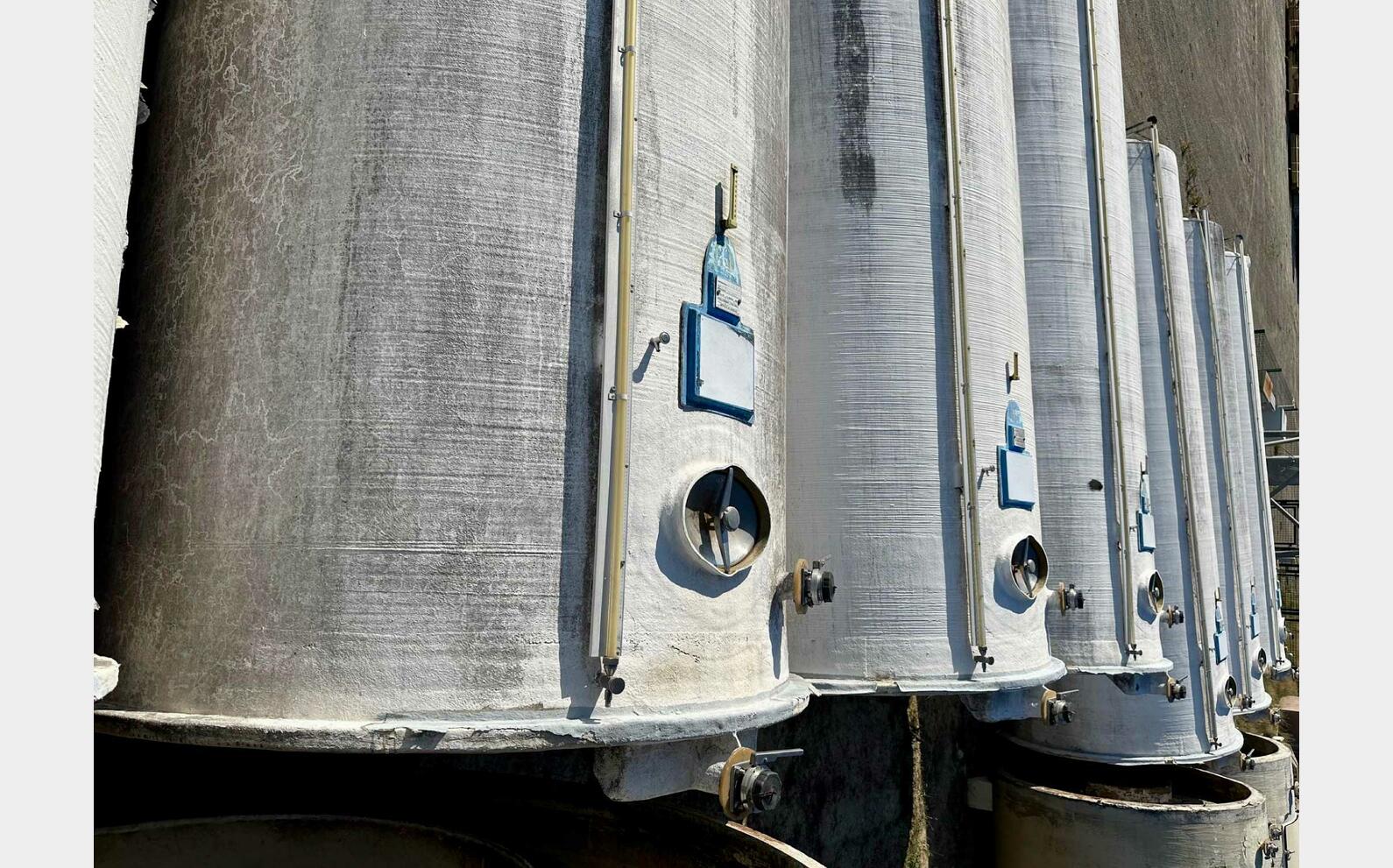 Cuve fibre de verre fond plat 300 HL (30 000 litres)