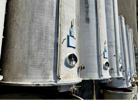 Fiberglass tank - Cylindrical - Vertical