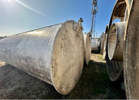 Cuve fibre de verre fond plat 300 HL (30 000 litres)