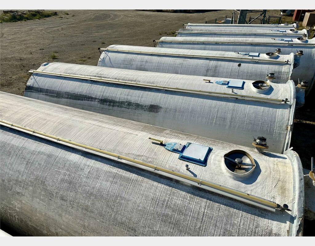Fiberglass tank - Cylindrical - Vertical