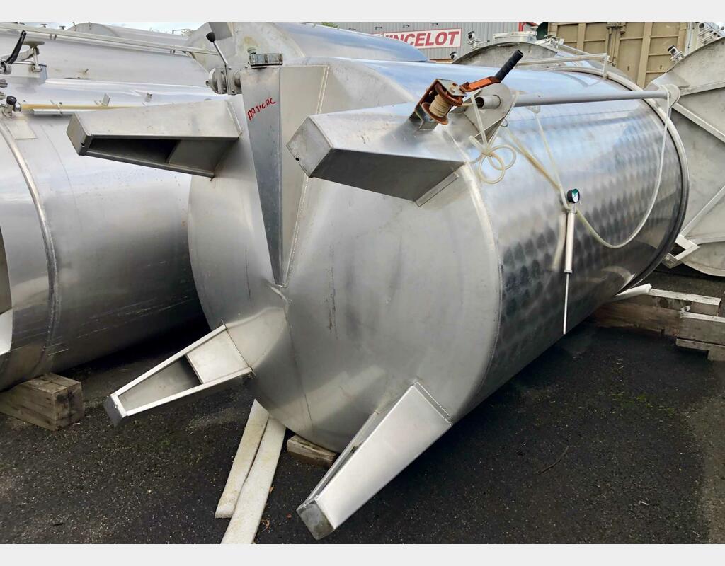 Cuve inox - Sur pieds 60 HL (6 000 litres) LAGOUARDE