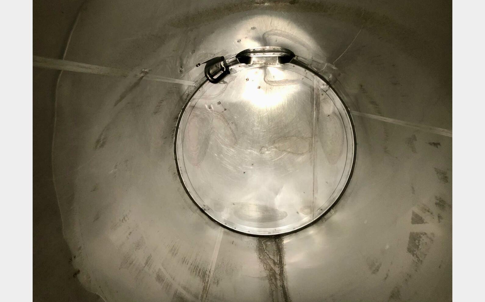 Ss tank - Vertical 62 HL (6 200 litres) BRAUTHITE MIRROR