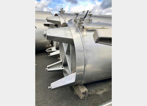 Stainless steel cylindrical tank - Vertical on legs