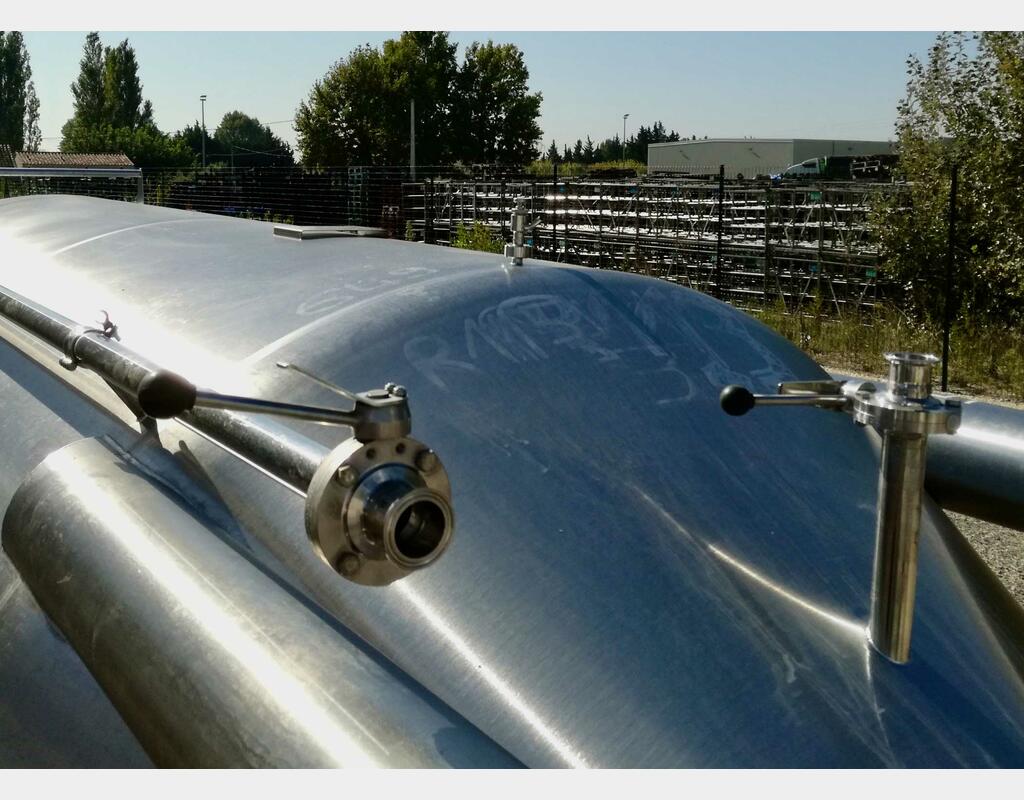 Stainless steel holding tank - Cylindro conical