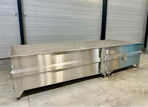304 stainless steel tank 73 HL (7,300 litres)