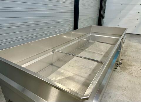 304 stainless steel tank 73 HL (7,300 litres)