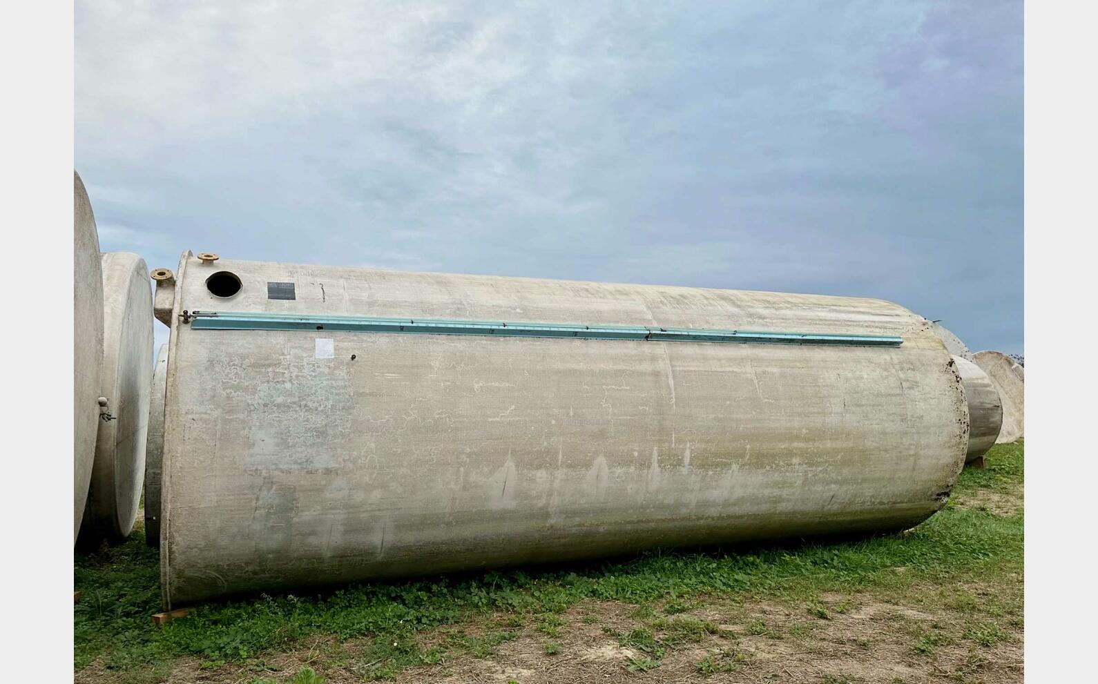 Cuve fibre 1000 HL (100 000 litres)