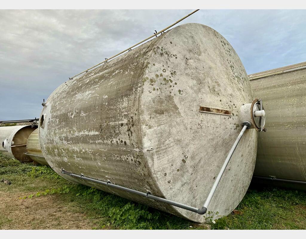 Fiberglass tank