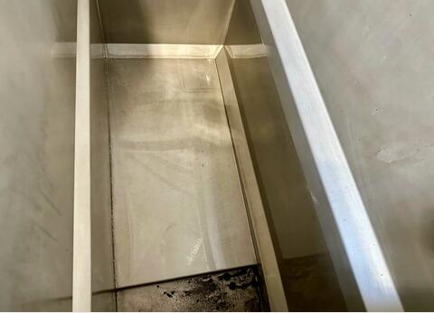 Stainless steel tank - Belon inox 9 + 12 = 21 HL (2,100 litres)