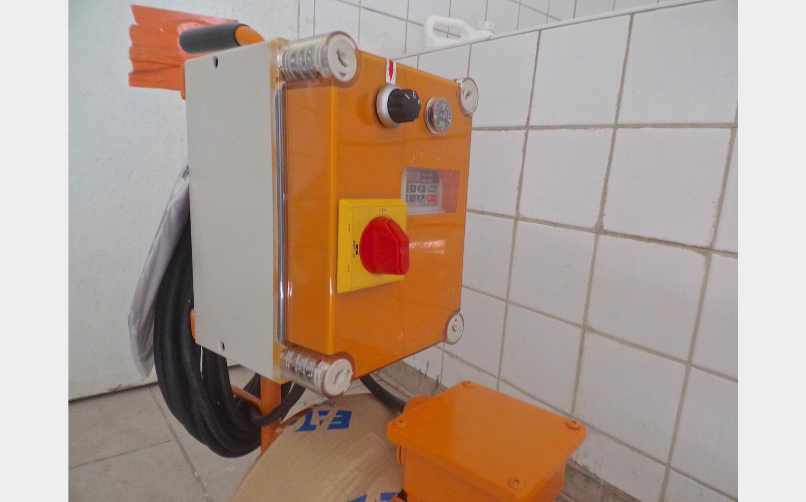 Pompe &agrave; Impulseur inox MATERIEL NEUF 2 &agrave; 30 HL/H, 1400 V