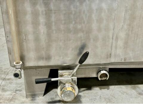 Cuve inox - Belon inox 8+14+65 = 87 HL (8 700 litres) STAI